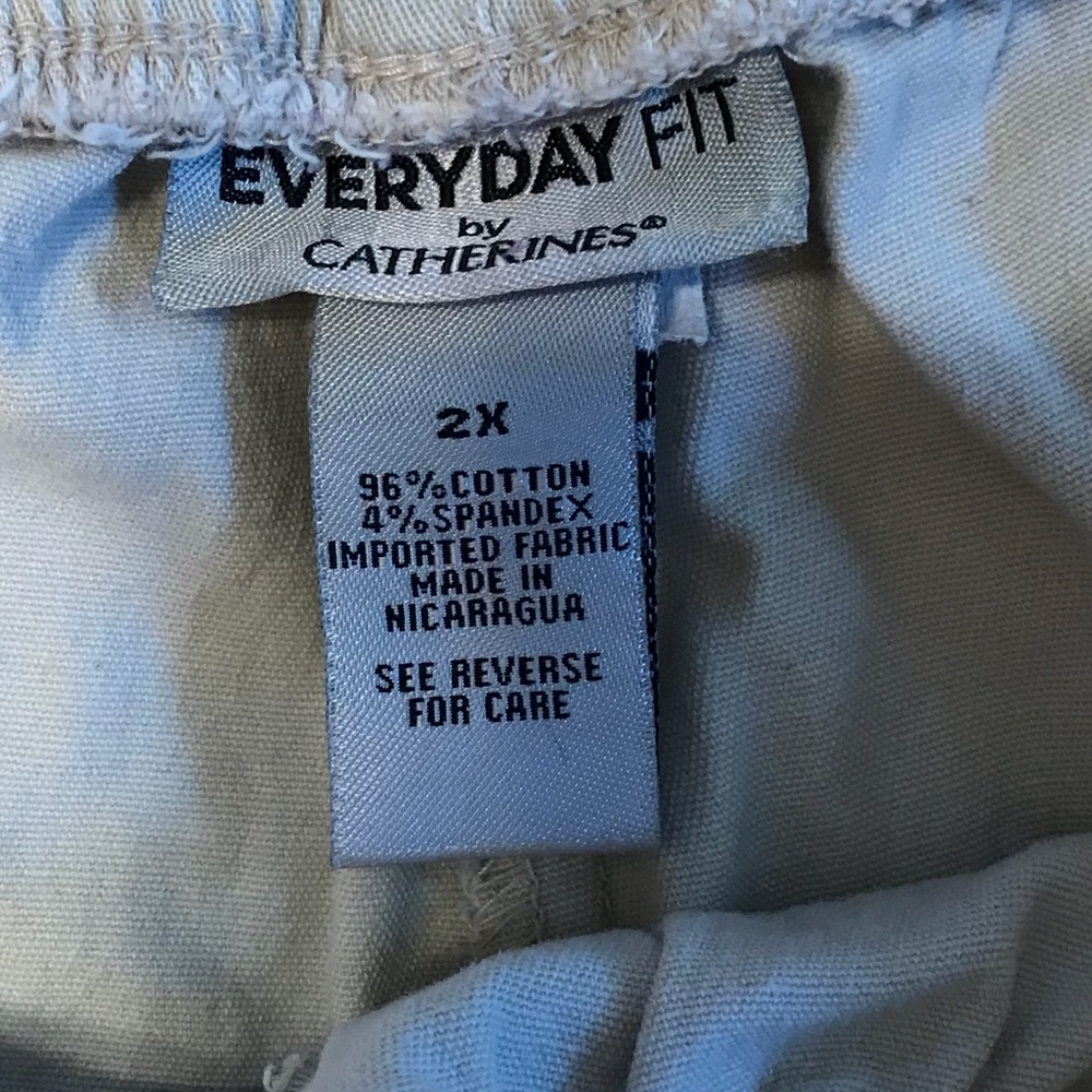 🌻MAKE ME AN OFFER🌻 Catherines Everyday Fit Jeans